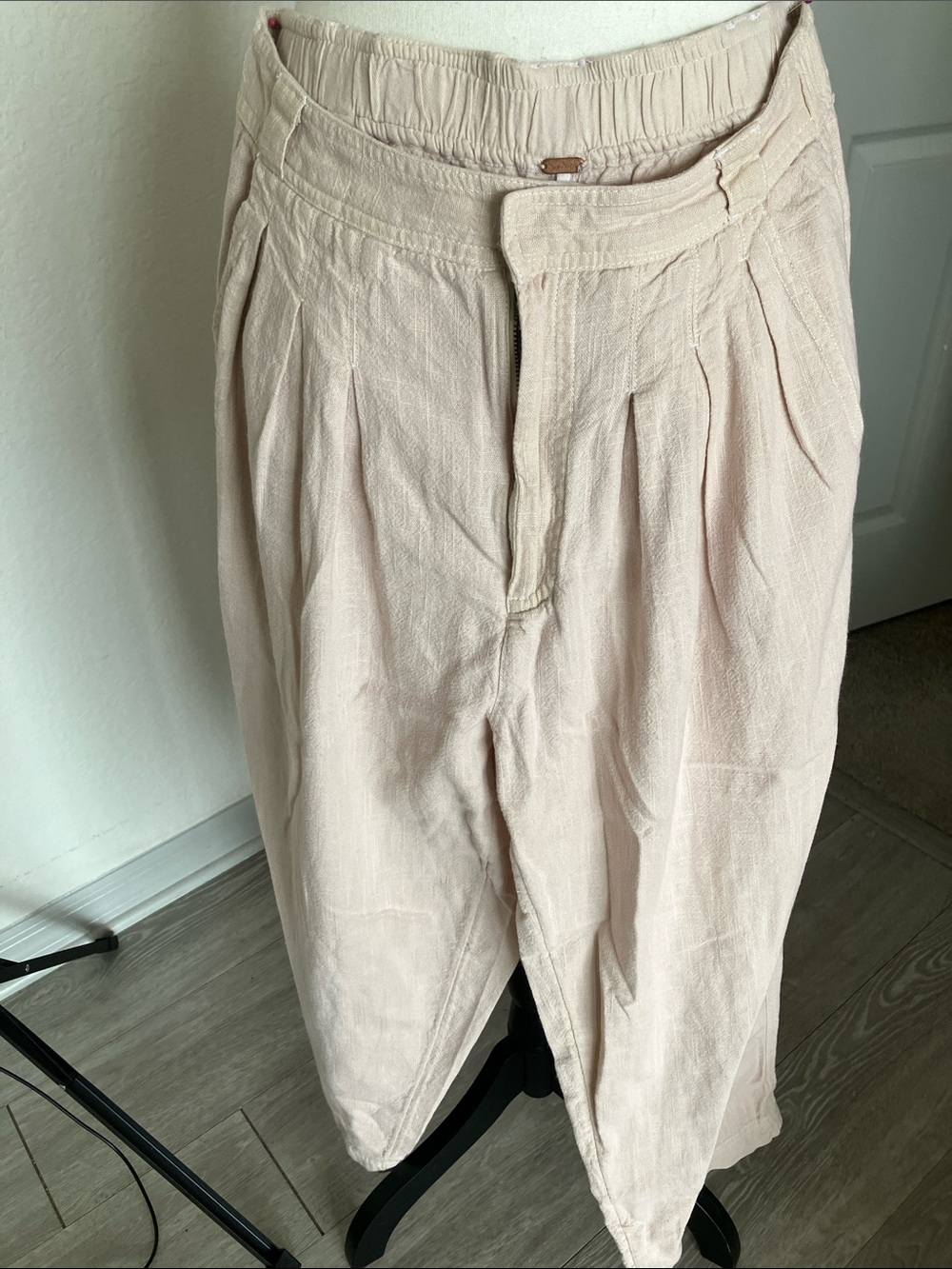 Free People Cream Elastic-Waist Linen Blend Pants